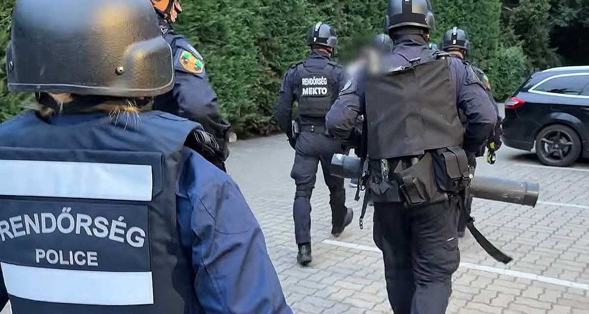 Botrányosan túlszámlázó, csaló duguláselhárító bandát kapcsoltak le, nagyüzemben vertek át mindenkit aztán megérkeztek a rendőrök