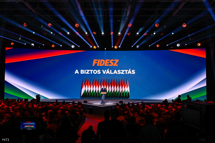 Kivonult az ügyészség a Fidesz központjába, az NKA 17 milliárdos közpénzeső ügyében nyomoznak: lefoglalták a párt szervereit