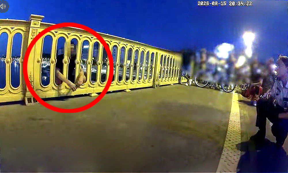 Hős rendőrök mentették meg egy férfi életét Budapesten, a Margit hídon – videó a cikkben