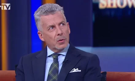 Elszámoltatás: házkutatást tartott a NAV Rákay Philip filmje miatt a Nemzeti Filmintézetnél, a Petőfi produkció 7 milliárd forint közpénzből készült